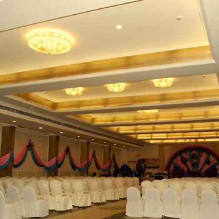 Hotel Royal Panna Shahjahanpur Exterior photo
